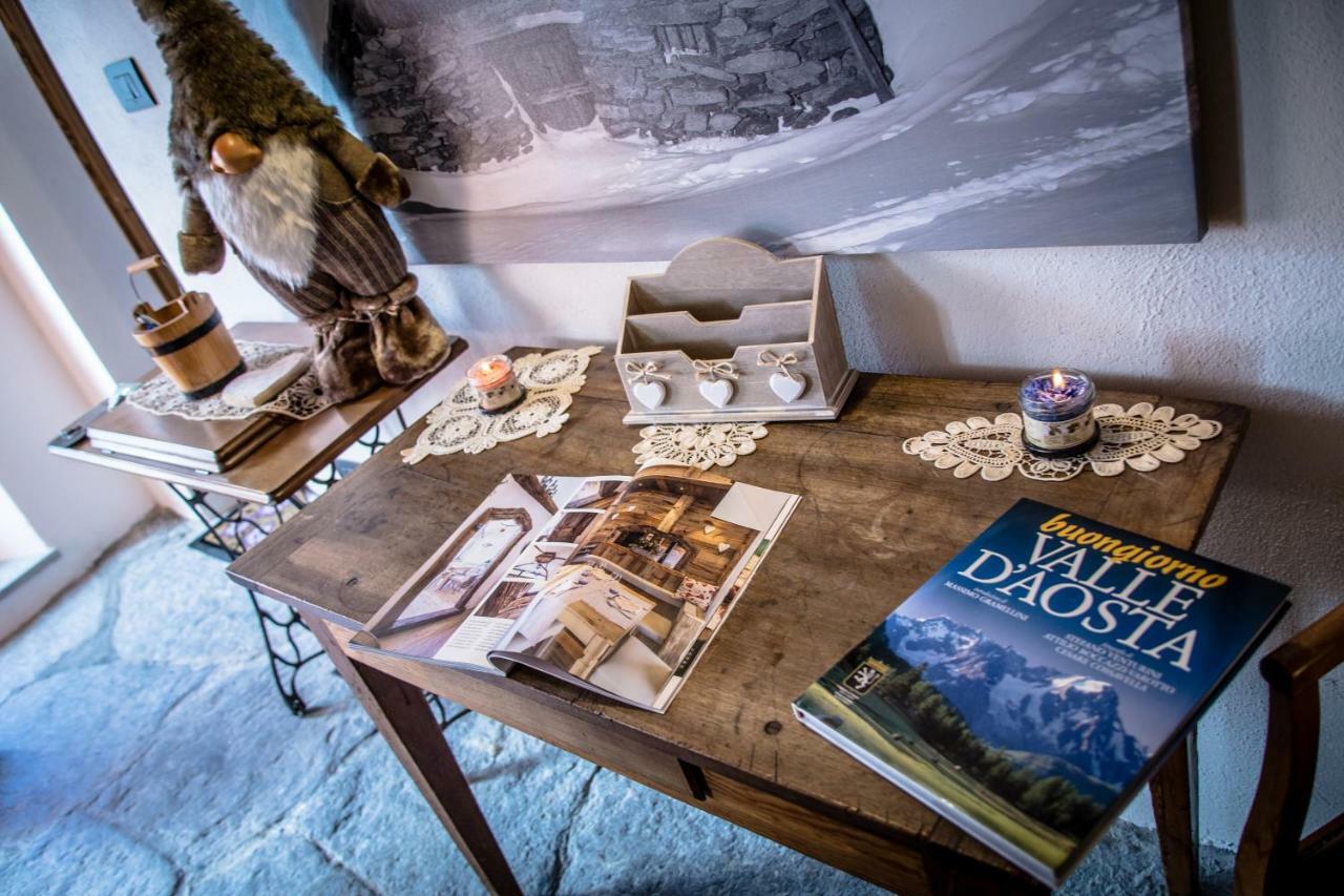 Maison Julie-Lungo La Via Francigena Этрубль Экстерьер фото